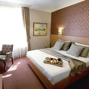 The Rise Aron Business Merter Otel İstanbul